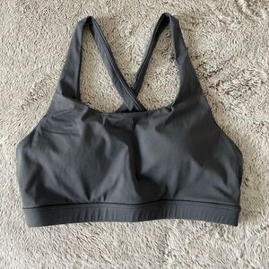 Whisper Aerial Bra - NWOT - Size Medium